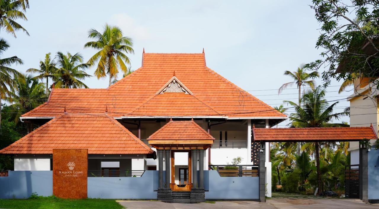 Kalloos Island Backwater Resort 科兰 外观 照片